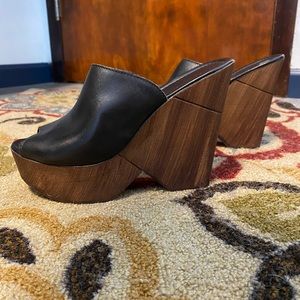 Aldo leather wedge